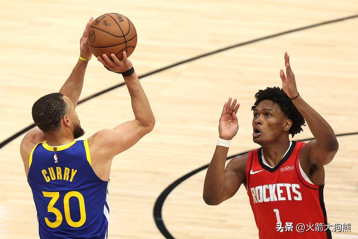 格林三巨头联手，命运悬念得分突破，冲击季后赛冲击季后赛！的简单介绍